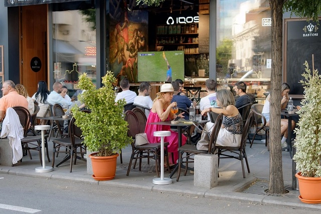 Choose a location with foot traffic to attract customers to your restaurant